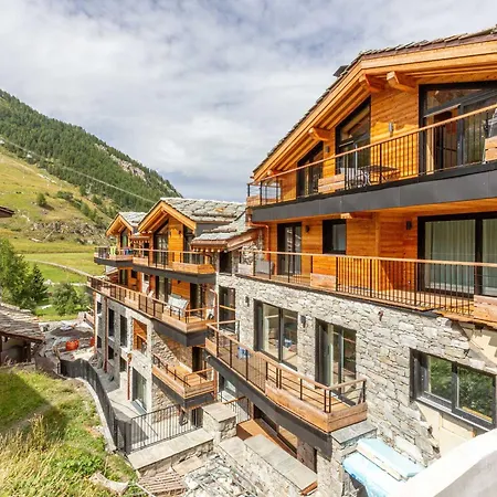 De Standing Avec Wi-fi, Garage, Terrasse Et Acces Direct Aux Pistes A - Fr-1-694-348 * Val-dʼIsère